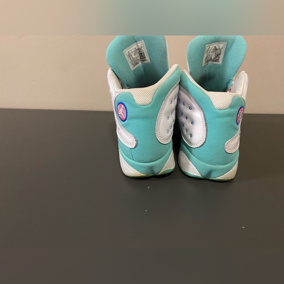 Air Jordan 13 Retro White and Aurora Green Teal DS GS - Size 7y - Picture 6 of 14